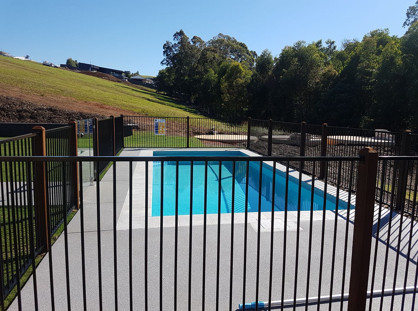 Aluminium Pool Fences Sunshine Coast 02